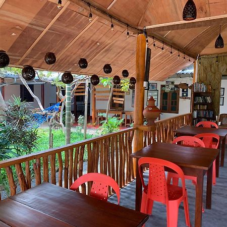 Vibushan Guest House Nilaveli Buitenkant foto